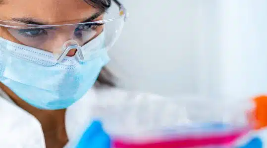 molecular-biologist-salary